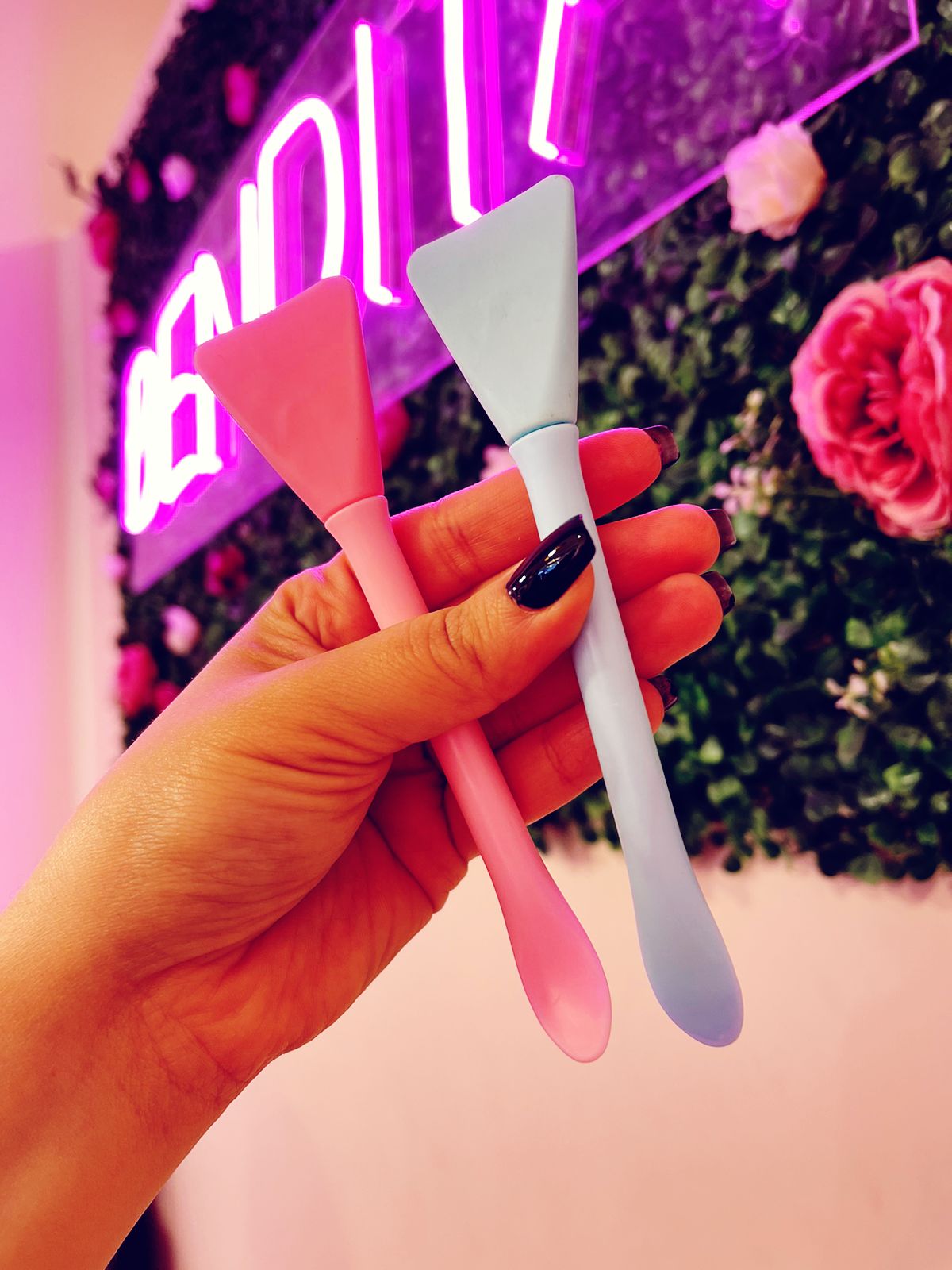 PINCEL ESPATULA DE SILICONA CON ESTECA MEZCLADORA